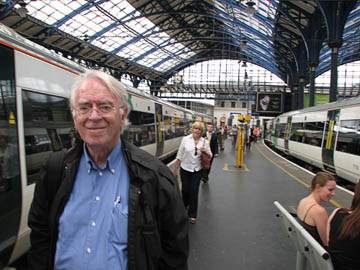Peter in a train station